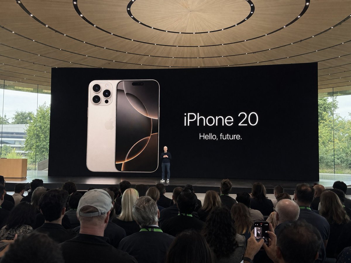 业余iPhone拍摄Apple Park发布会现场