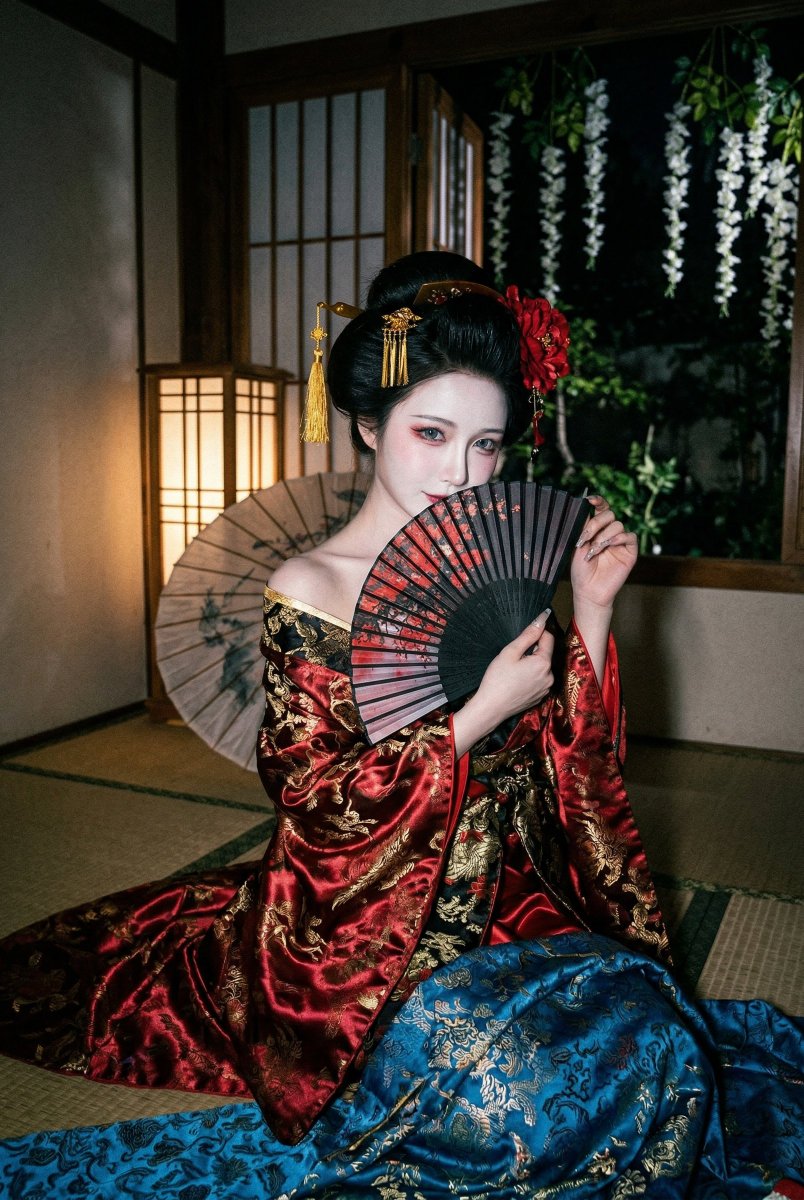 日式花魁夜间摆拍